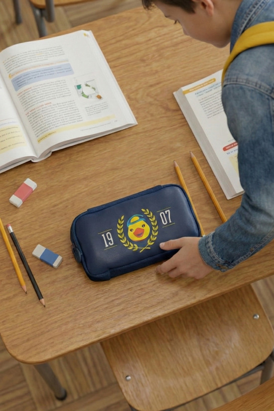 Fenerbahçe Lisanslı Çift Bölmeli Yellow Maskotlu Lacivert Orijinal Kalemlik